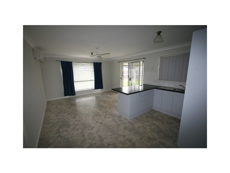 12 Benjamina Court, Regents Park QLD 4118