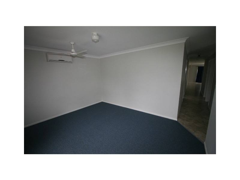 12 Benjamina Court, Regents Park QLD 4118
