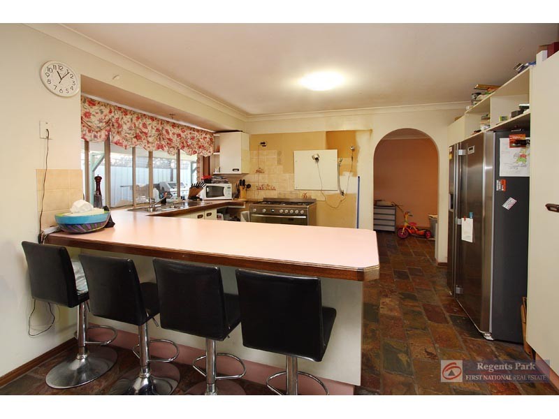 26 Matson Ave, Regents Park QLD 4118