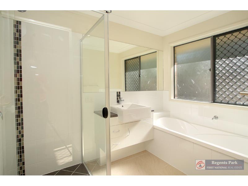 9 Filey Street, Marsden QLD 4132