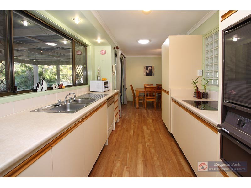 10 Coyle Street, Browns Plains QLD 4118