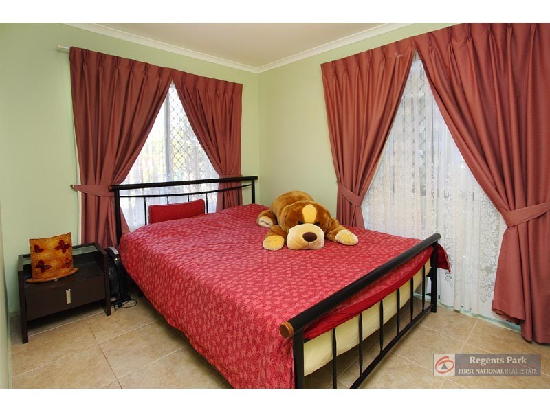 10 Coyle Street, Browns Plains QLD 4118