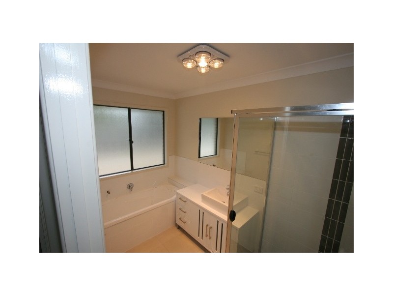 140 Middle Road, Boronia Heights QLD 4124