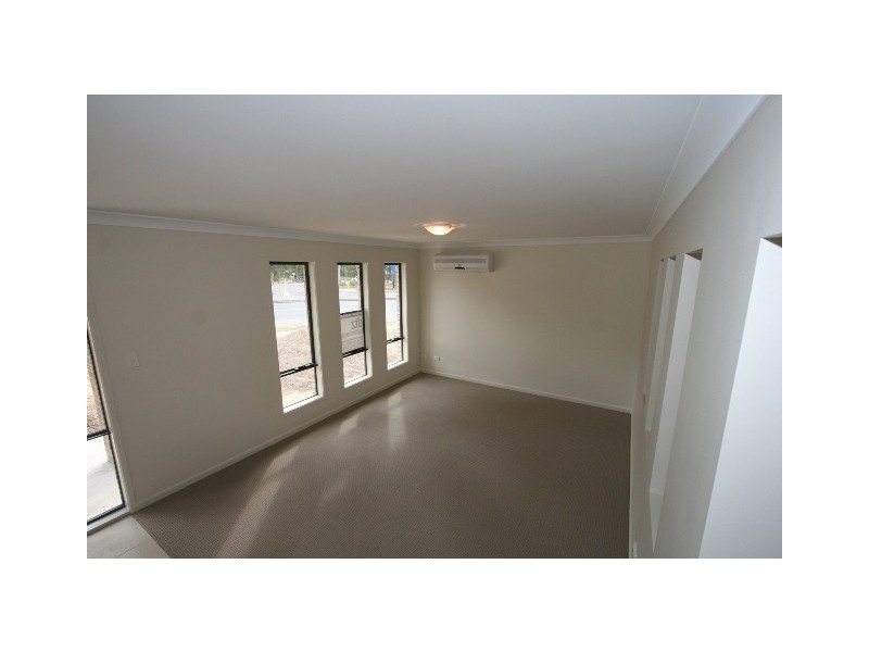 140 Middle Road, Boronia Heights QLD 4124
