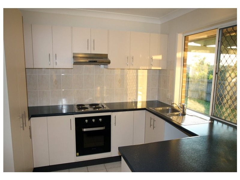 7 Talty Rise, Regents Park QLD 4118