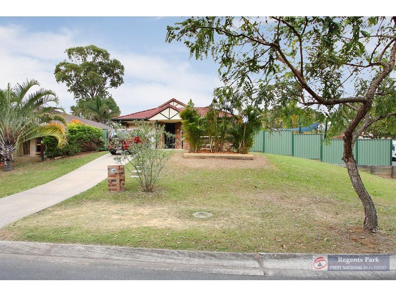 2 Jewel Ct, Regents Park QLD 4118