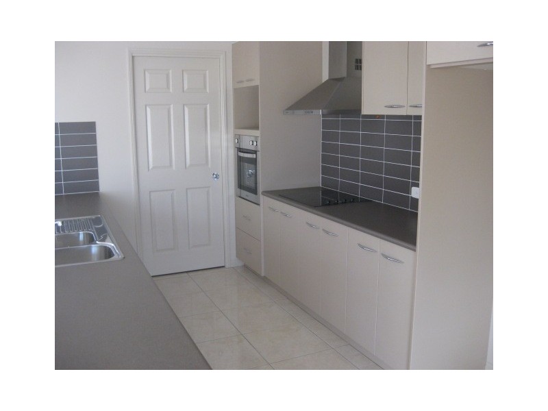 4 Barcombe Street, Marsden QLD 4132