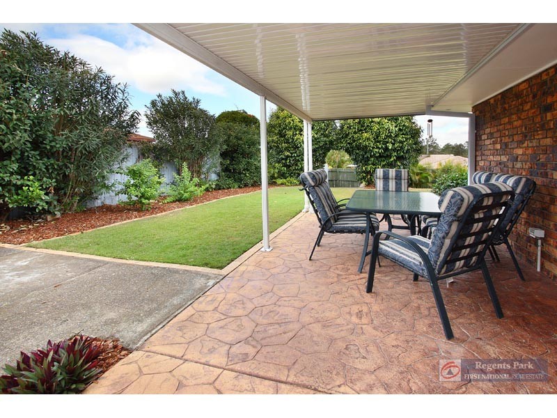 12 Virosa Ct, Regents Park QLD 4118