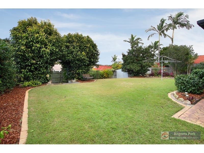 12 Virosa Ct, Regents Park QLD 4118