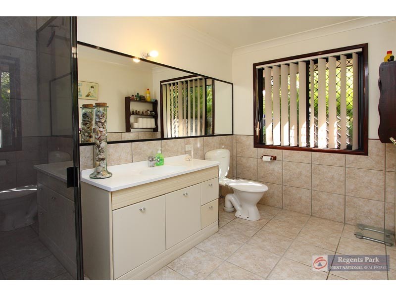 16 Sherbrooke Crt, Munruben QLD 4125