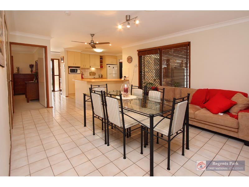3 Colisa Crescent, Regents Park QLD 4118