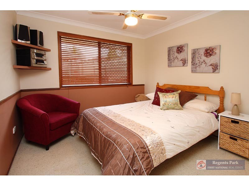 3 Colisa Crescent, Regents Park QLD 4118