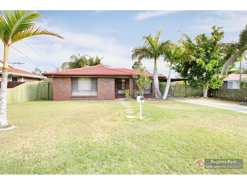 7 Borumba Ct, Marsden QLD 4132