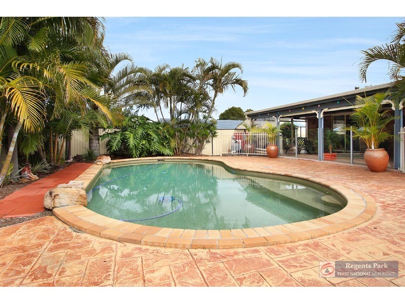 38 Cianthus Street, Regents Park QLD 4118
