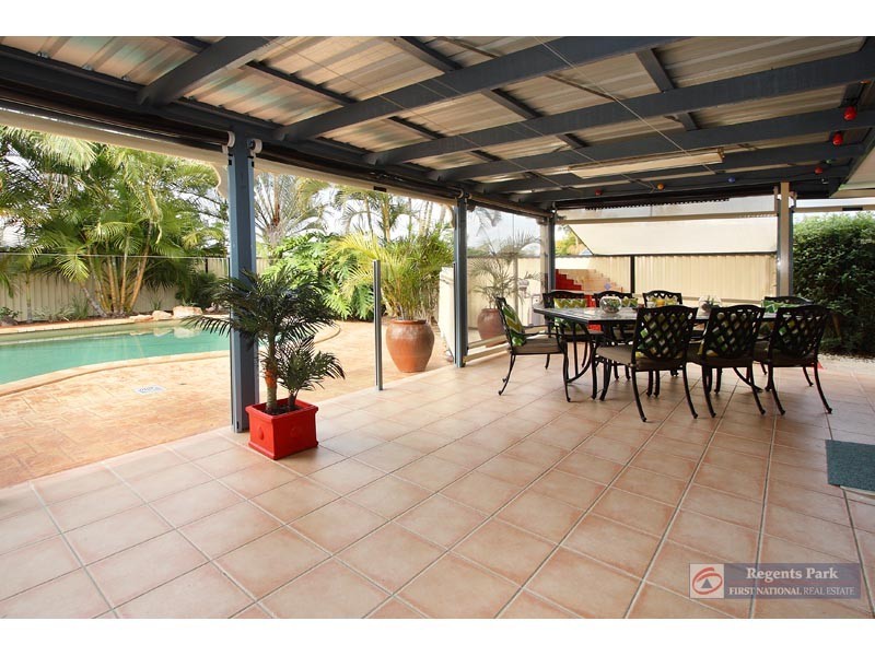 38 Cianthus Street, Regents Park QLD 4118