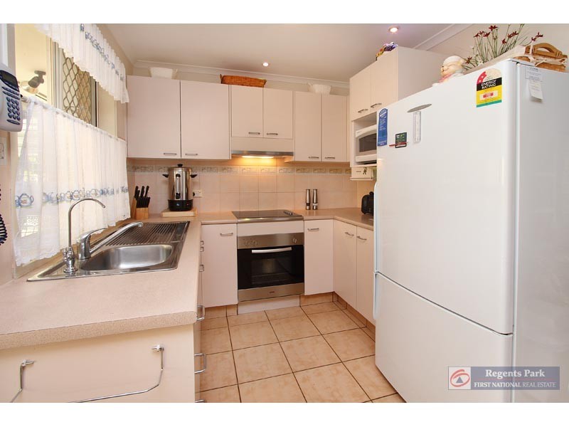 5 Michelle Court, Boronia Heights QLD 4124
