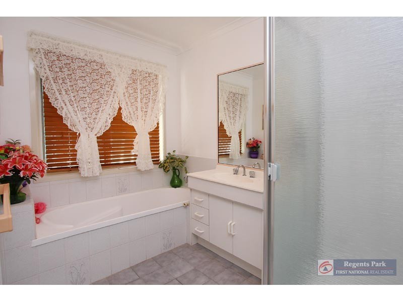 5 Michelle Court, Boronia Heights QLD 4124