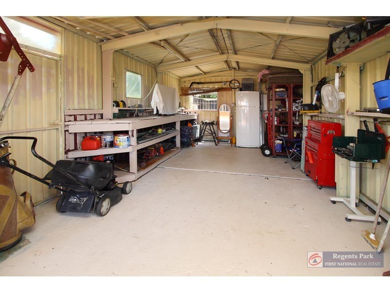 22 Estramina Road, Regents Park QLD 4118