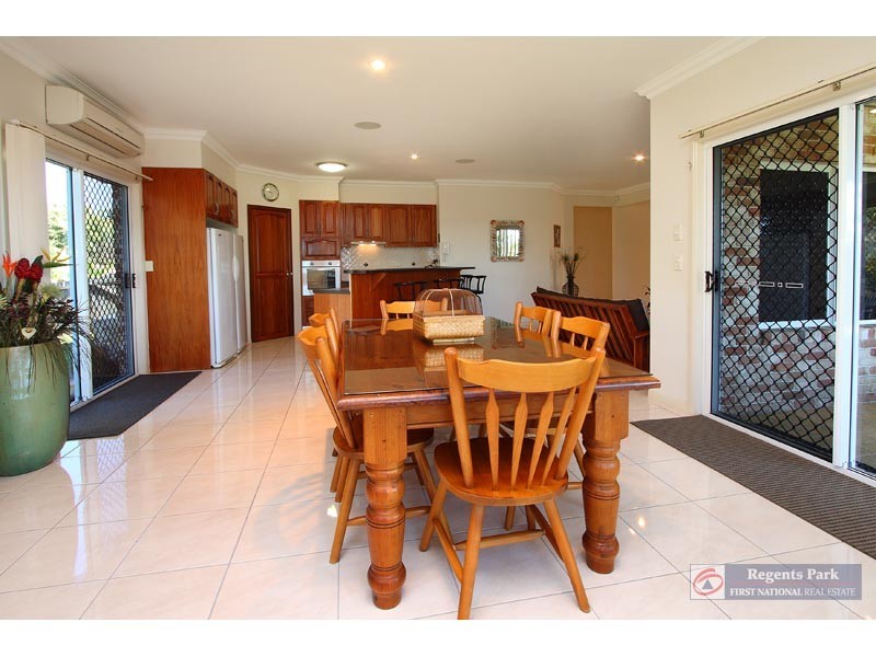 22 Cocas Street, Regents Park QLD 4118