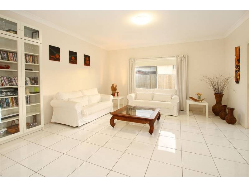 39 Hallow Crescent, Augustine Heights QLD 4300