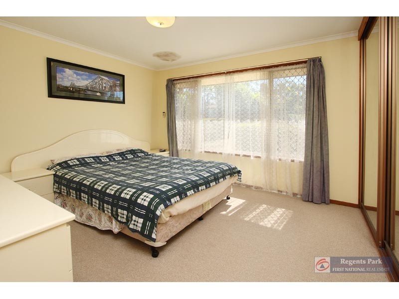 39 Algol St,, Regents Park QLD 4118