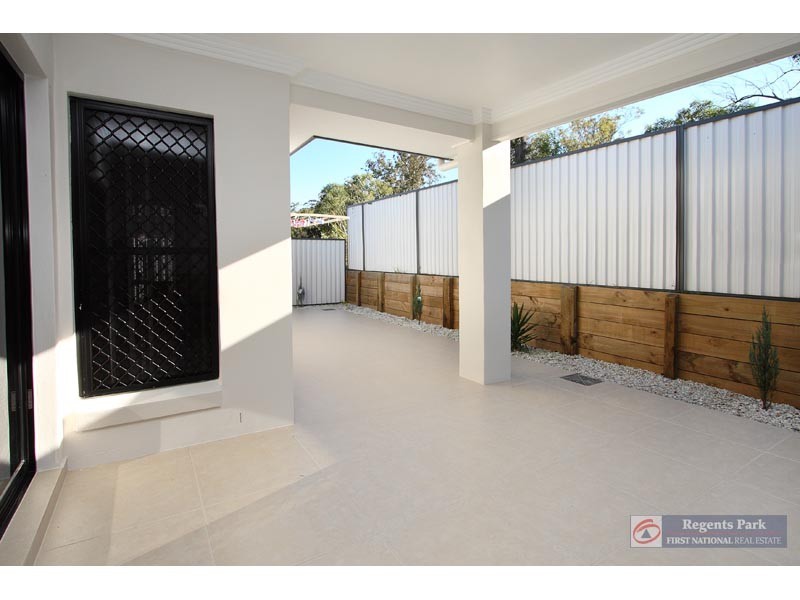 21 Marigold Avenue, Regents Park QLD 4118