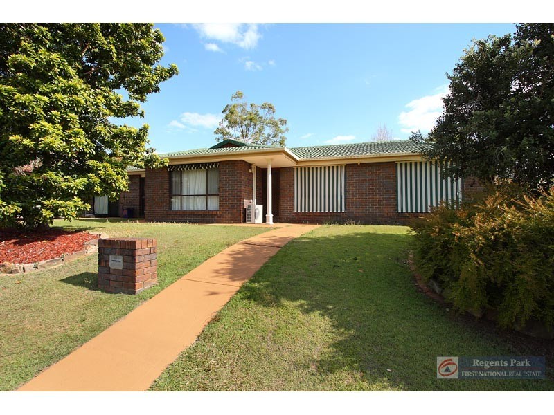 5 Bottlebrush Drive, Regents Park QLD 4118