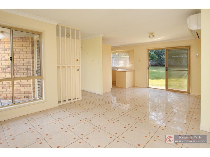 17 Lutton Court, Boronia Heights QLD 4124