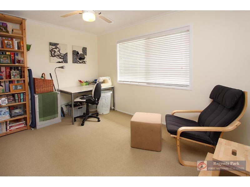 24 Coachwood Street, Crestmead QLD 4132