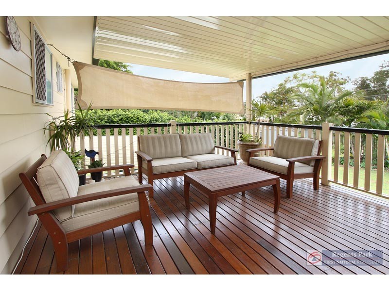 24 Coachwood Street, Crestmead QLD 4132