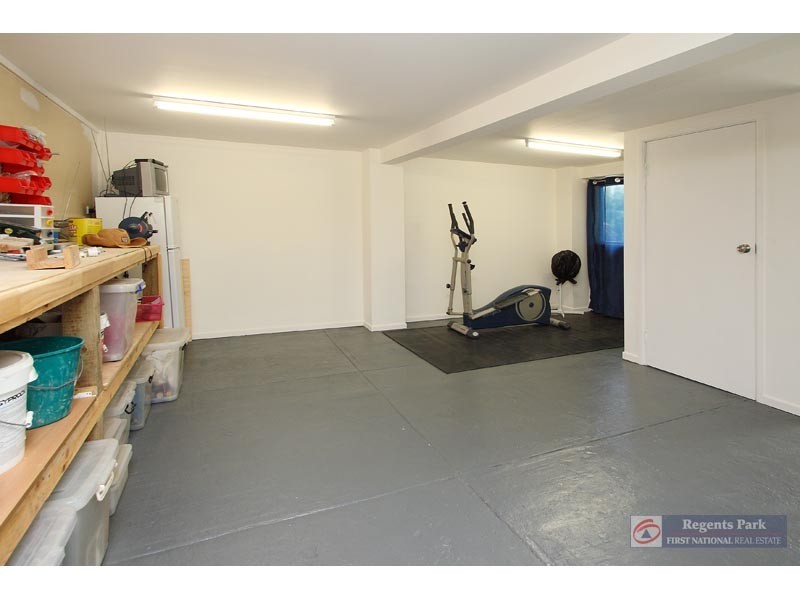 24 Coachwood Street, Crestmead QLD 4132