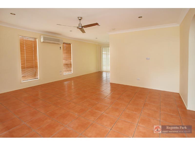 184 Vansittart Road, Regents Park QLD 4118