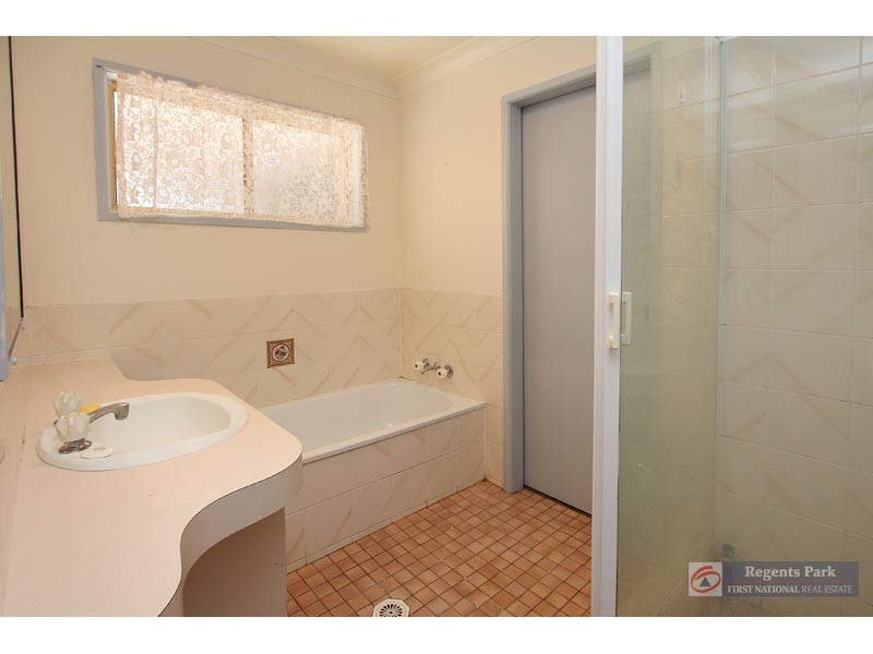 4 CITRON COURT, Crestmead QLD 4132