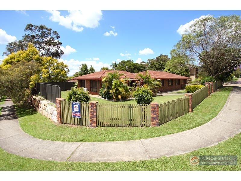 16 Silvertop Street, Hillcrest QLD 4118