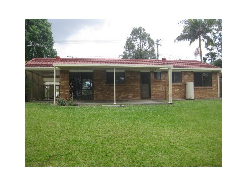 11 Cosway Street, Hillcrest QLD 4118