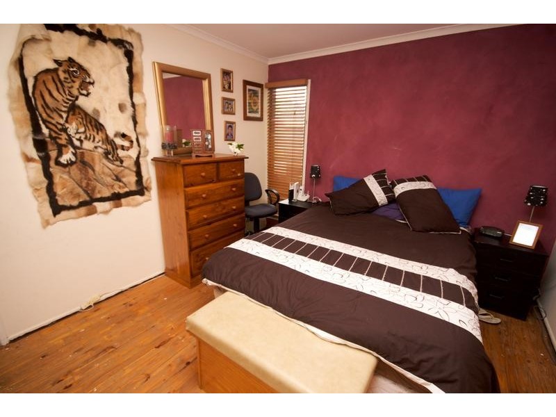 15 Clonmel Street, Regents Park QLD 4118