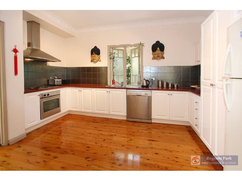 1145 Logan Road, Holland Park West QLD 4121