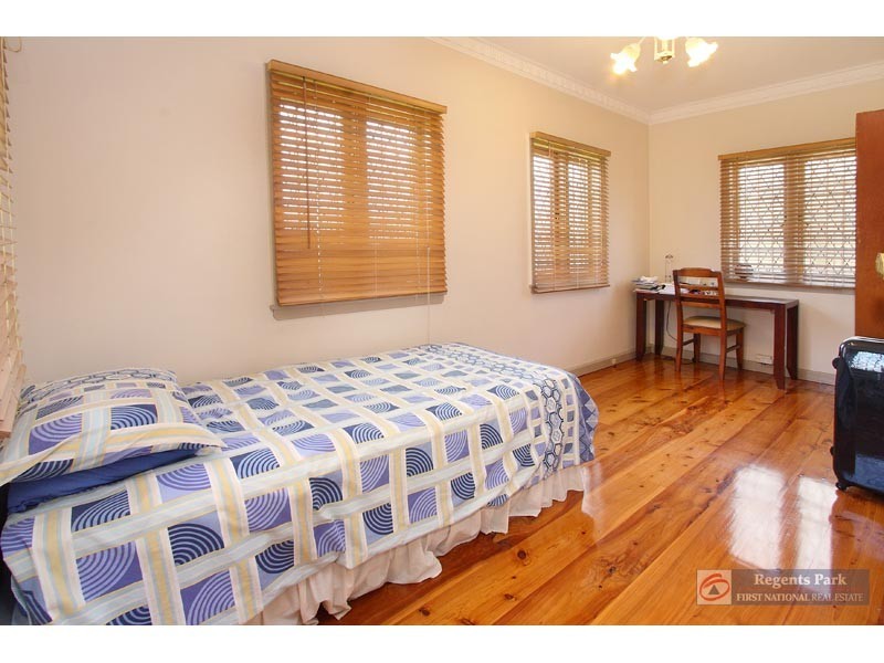 1145 Logan Road, Holland Park West QLD 4121