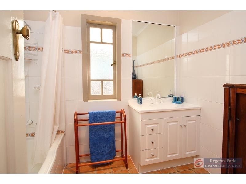 1145 Logan Road, Holland Park West QLD 4121