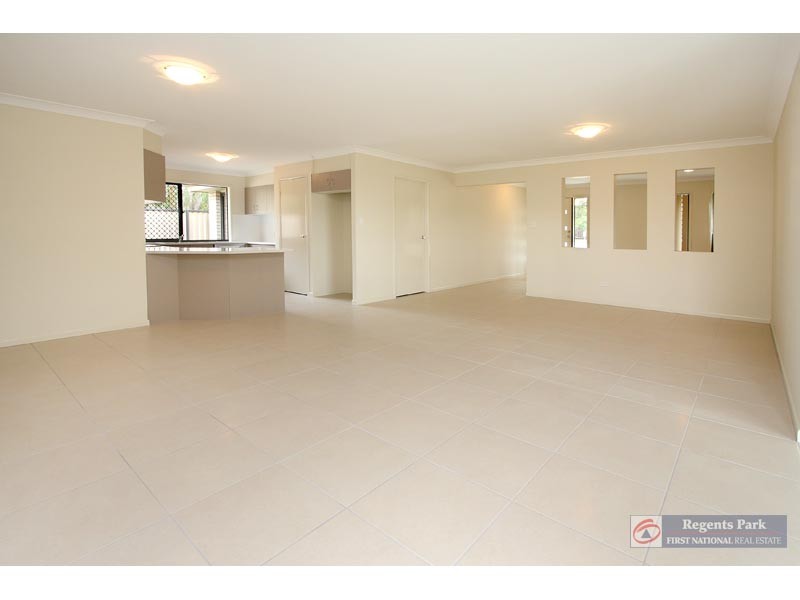 140 Middle Road, Boronia Heights QLD 4124