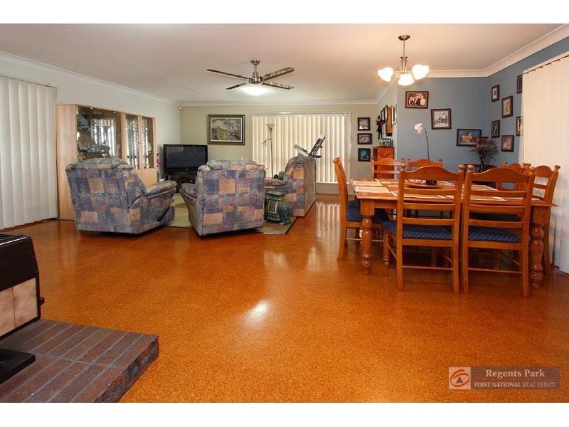 120 Vansittart Road, Regents Park QLD 4118