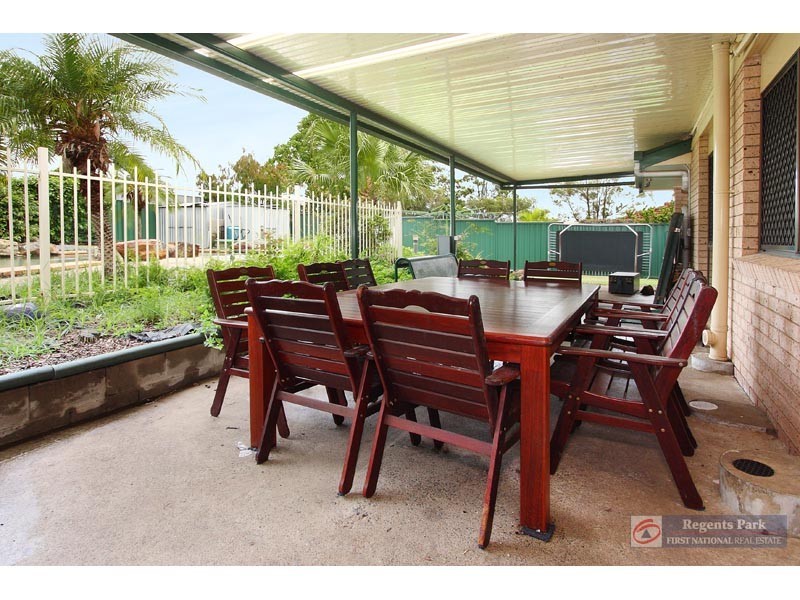 7 Corsloot Street, Regents Park QLD 4118
