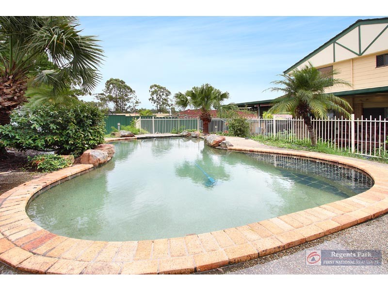 7 Corsloot Street, Regents Park QLD 4118