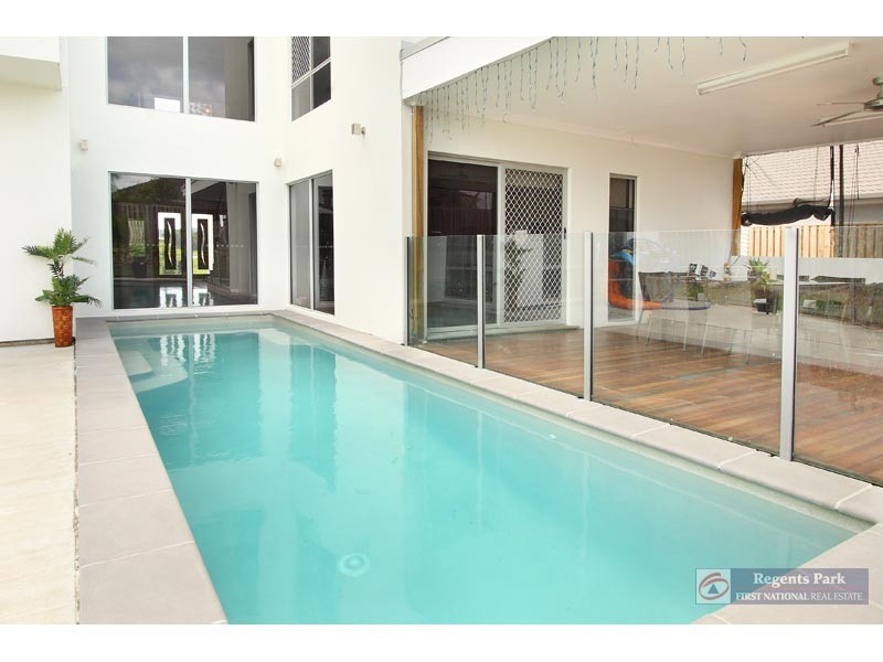51 Rushcutter Ave, Oxenford QLD 4210