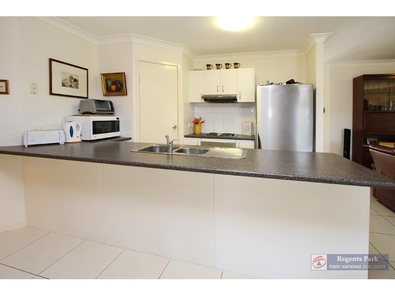 25 Geaney Blvd, Crestmead QLD 4132
