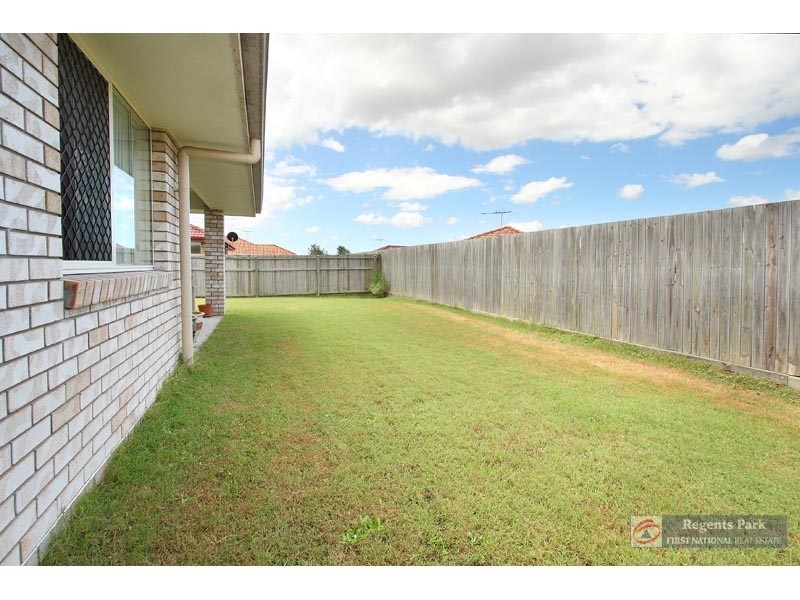 25 Geaney Blvd, Crestmead QLD 4132