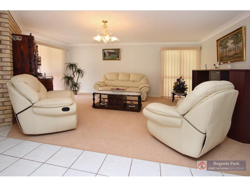 36 Cianthus Street, Regents Park QLD 4118