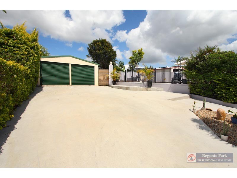 6 Matson Avenue, Regents Park QLD 4118