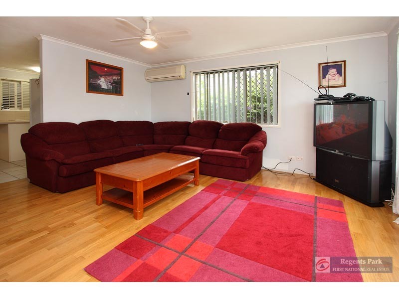 27 Glenlyon Street, Marsden QLD 4132