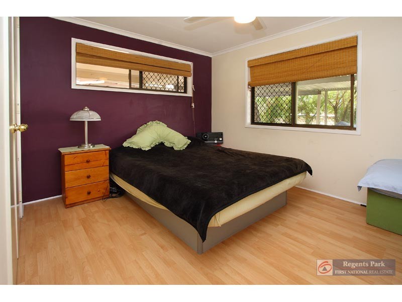 27 Glenlyon Street, Marsden QLD 4132